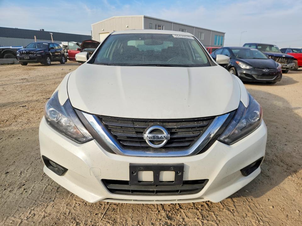 Auction sale of the 2018 Nissan Altima, vin: 1N4AL3AP6JC260417, lot number: 66430676
