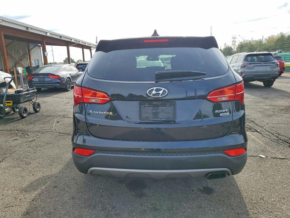 2015 Hyundai Santa Fe Sport მანქანა იყიდება აუქციონზე, vin: 5XYZTDLBXFG282542, აუქციონის ნომერი: 67374076