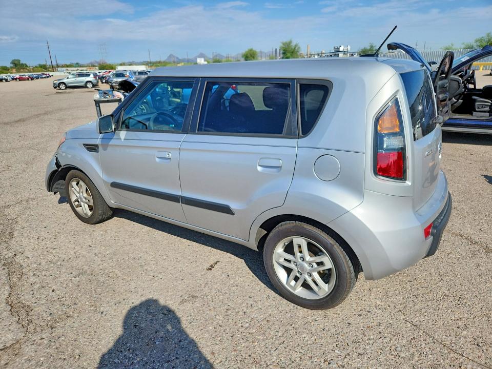 2010 Kia Soul მანქანა იყიდება აუქციონზე, vin: KNDJT2A24A7037245, აუქციონის ნომერი: 63924516