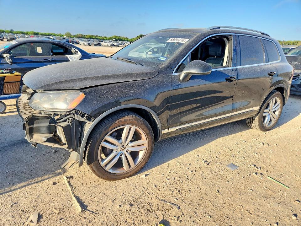 65692876 :رقم المزاد ، WVGFK9BP1CD001251 vin ، 2012 Volkswagen Touareg مزاد بيع