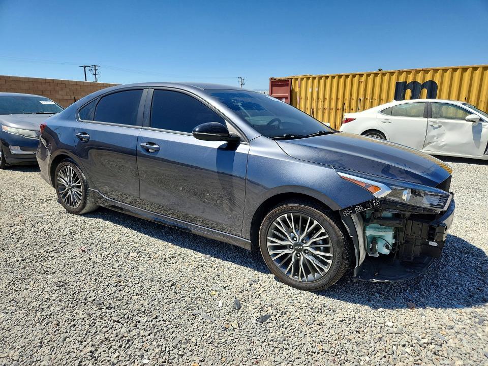 63703026 :رقم المزاد ، 3KPF54AD9PE596523 vin ، 2023 Kia Forte مزاد بيع