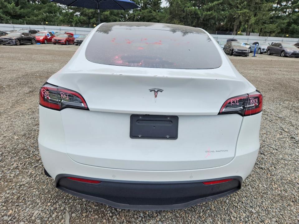 2022 Tesla Model Y მანქანა იყიდება აუქციონზე, vin: 7SAYGDEE5NF407236, აუქციონის ნომერი: 63260476