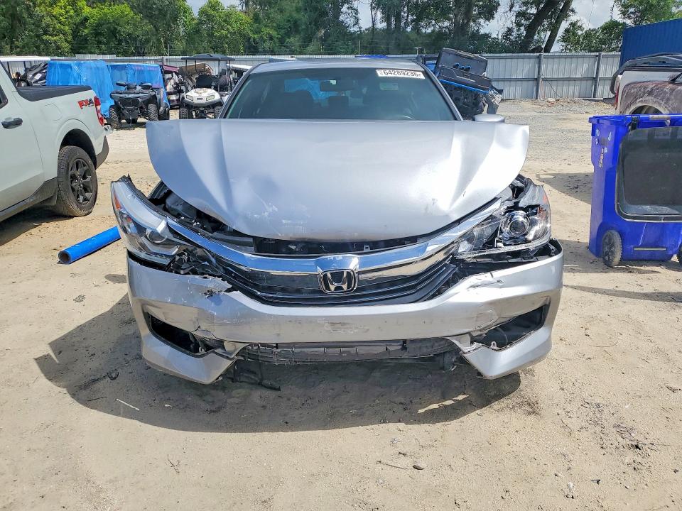 2017 Honda Accord მანქანა იყიდება აუქციონზე, vin: 1HGCR2F12HA058343, აუქციონის ნომერი: 64289236
