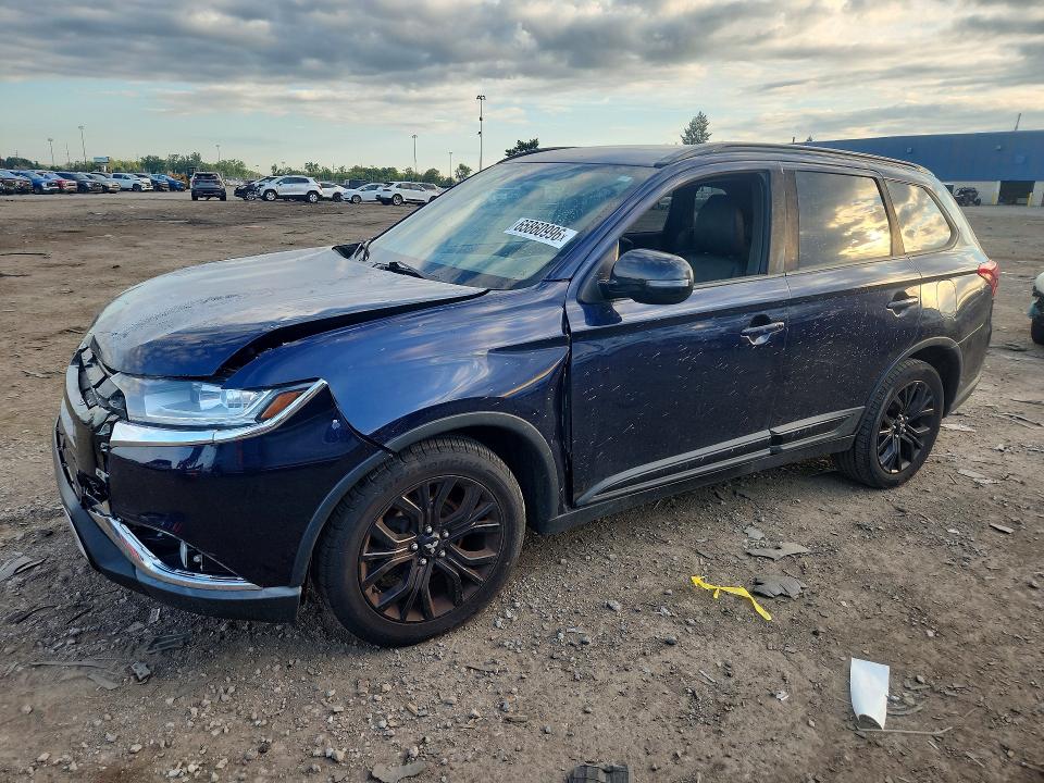 Продаж на аукціоні авто 2019 Mitsubishi Outlander, vin: JA4AD3A38KZ032514, номер лоту: 65860996