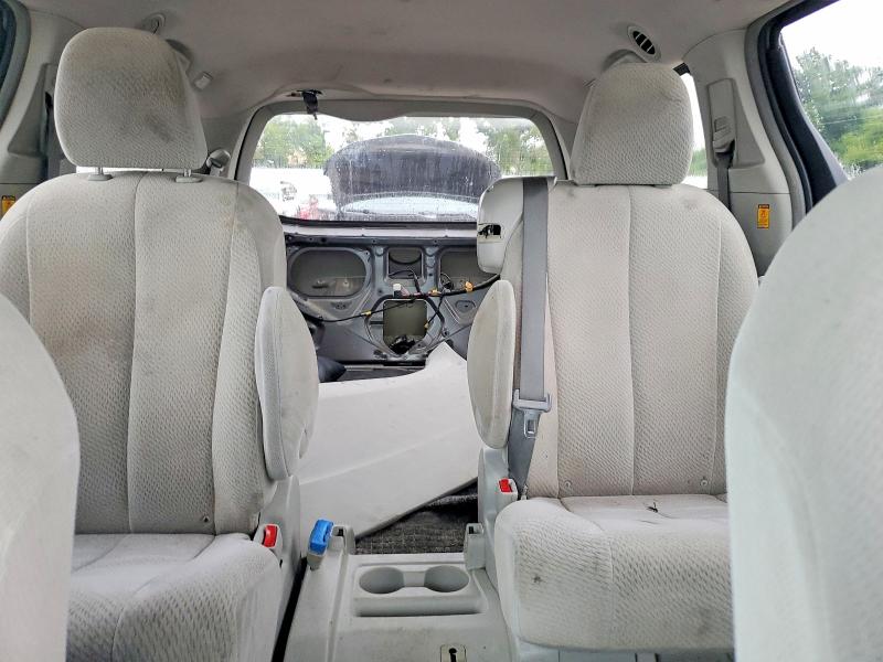 Продажа на аукционе авто 2013 Toyota Sienna, vin: 5TDKK3DC7DS283296, номер лота: 64143956