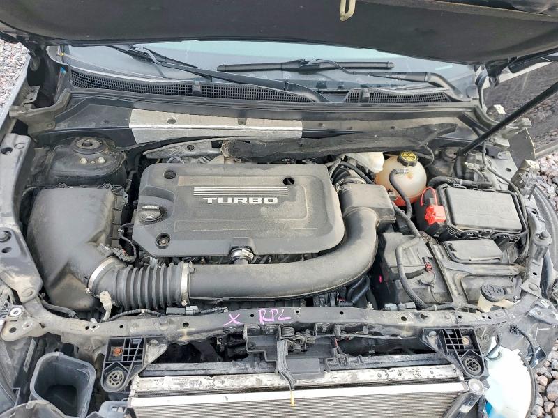 61186076 :رقم المزاد ، 1GYFZFR45KF100419 vin ، 2019 Cadillac Xt4 مزاد بيع