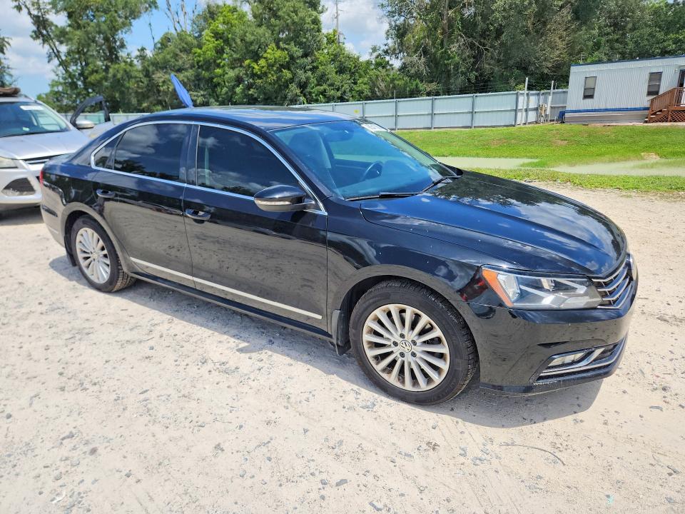66547366 :رقم المزاد ، 1VWBT7A31GC065270 vin ، 2016 Volkswagen Passat مزاد بيع