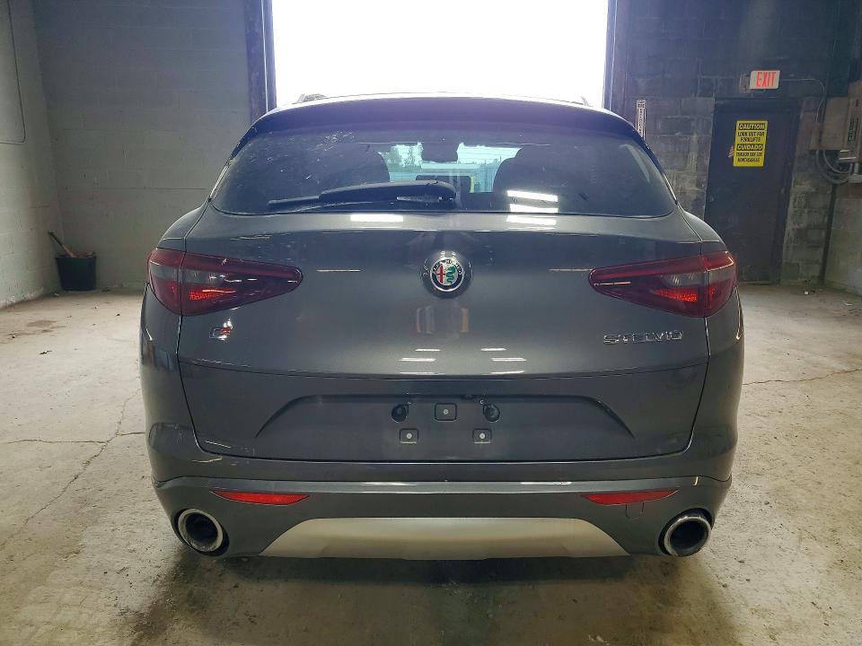 64984146 :رقم المزاد ، ZASPAKBN1M7D17211 vin ، 2021 Alfa Romeo Stelvio مزاد بيع