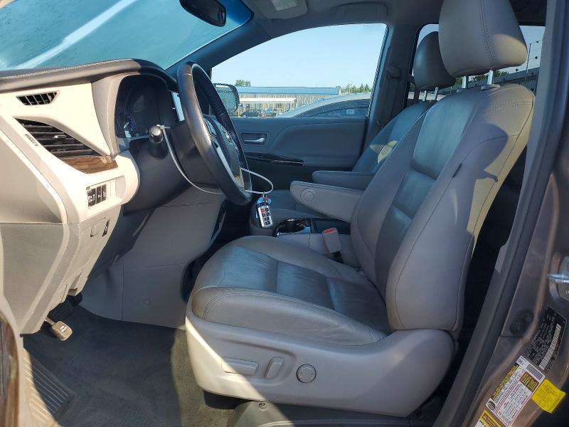 64212786 :رقم المزاد ، 5TDDK3DC7GS142693 vin ، 2016 Toyota Sienna مزاد بيع