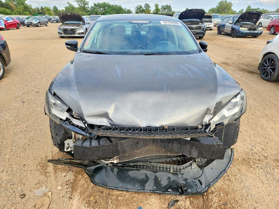 2012 Volkswagen Passat მანქანა იყიდება აუქციონზე, vin: 1VWAH7A30CC110464, აუქციონის ნომერი: 64799996