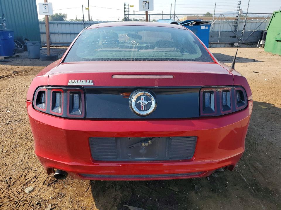 64251076 :رقم المزاد ، 1ZVBP8AM1E5306362 vin ، 2014 Ford Mustang مزاد بيع