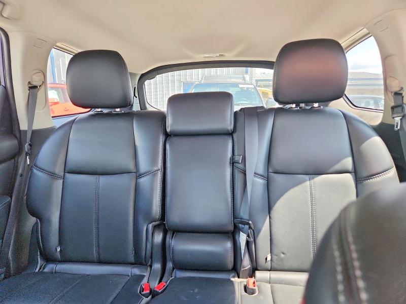 65268006 :رقم المزاد ، 5N1DR2MM3HC656229 vin ، 2017 Nissan Pathfinder مزاد بيع