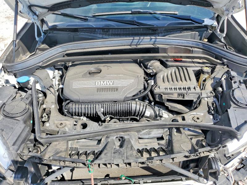 63716626 :رقم المزاد ، WBXJG7C00M5U25640 vin ، 2021 Bmw X1 مزاد بيع