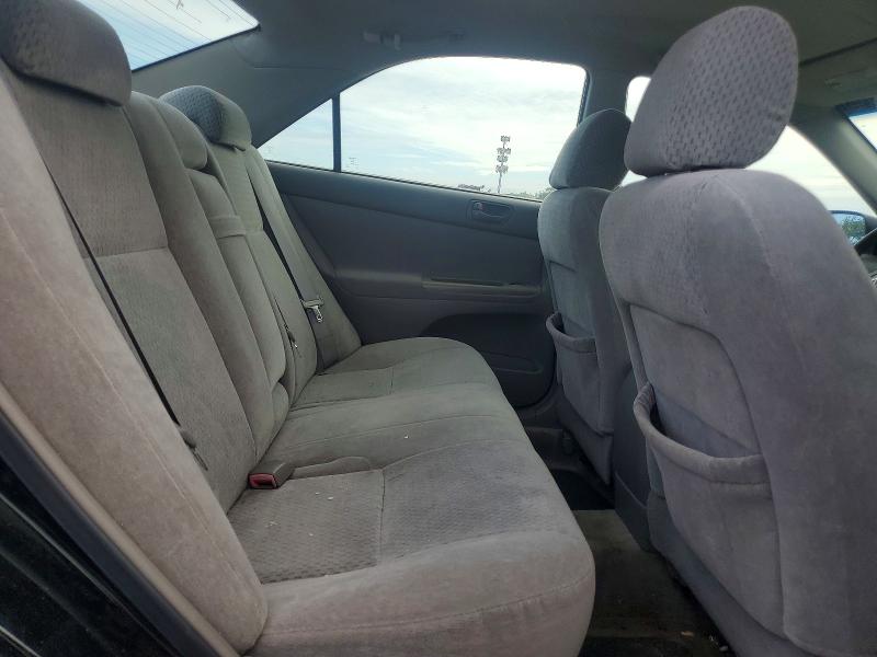 67287236 :رقم المزاد ، 4T1BE32K04U313683 vin ، 2004 Toyota Camry مزاد بيع
