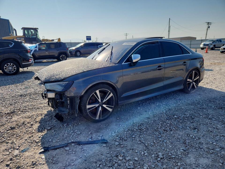 63840586 :رقم المزاد ، WAUBFGFF4F1034082 vin ، 2015 Audi S3 مزاد بيع