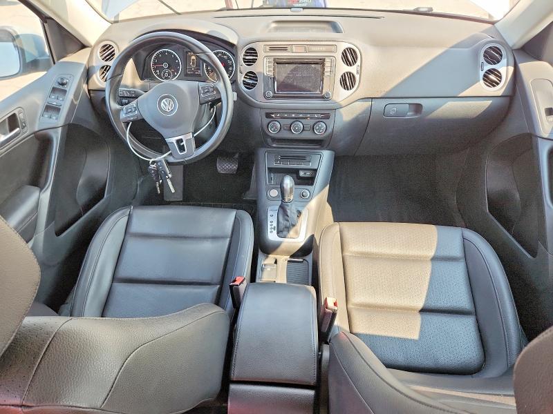 64783026 :رقم المزاد ، WVGBV7AX0HW510741 vin ، 2017 Volkswagen Tiguan مزاد بيع