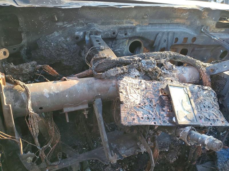 64852756 :رقم المزاد ، 4T1BF1FKXHU744873 vin ، 2017 Toyota Camry مزاد بيع