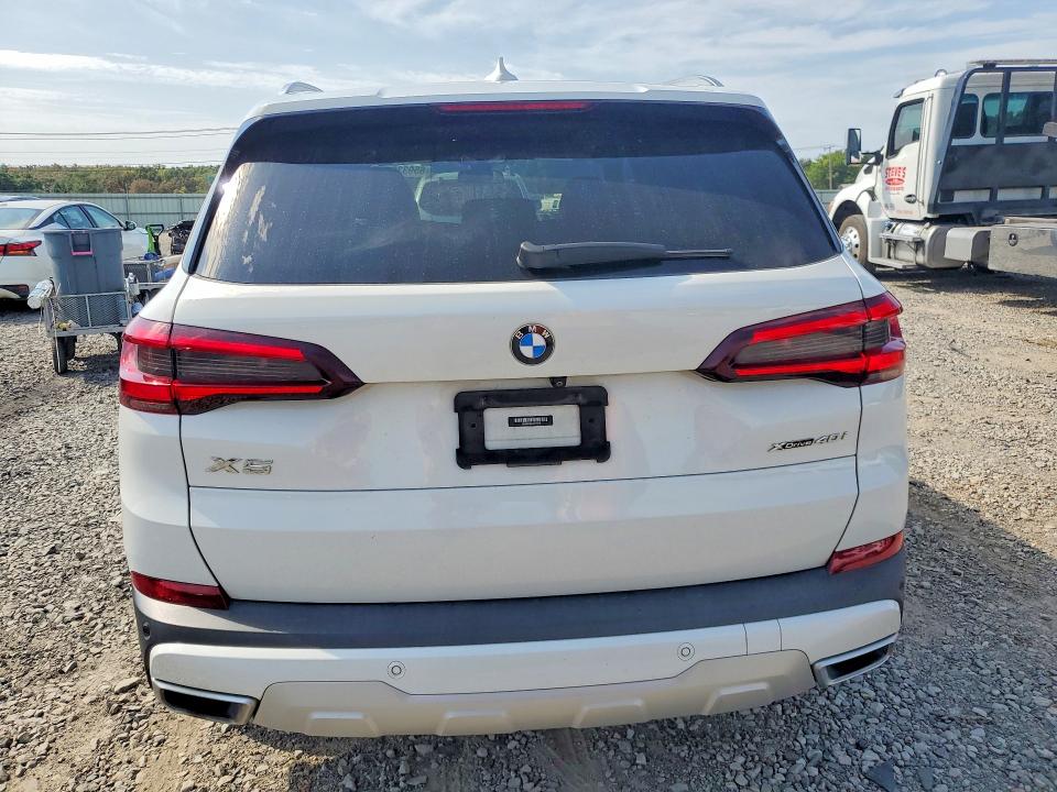 Продажа на аукционе авто 2021 Bmw X5, vin: 5UXCR6C03M9F26739, номер лота: 65933536