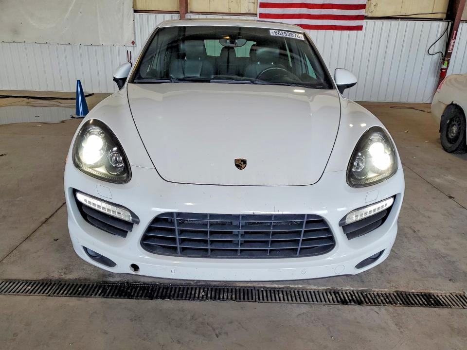 Продаж на аукціоні авто 2013 Porsche Cayenne, vin: WP1AC2A25DLA92328, номер лоту: 66253576