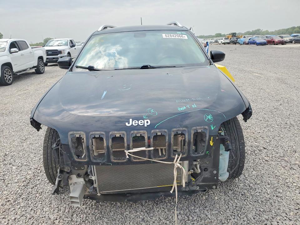 2019 Jeep Cherokee მანქანა იყიდება აუქციონზე, vin: 1C4PJLDB5KD190639, აუქციონის ნომერი: 62842066