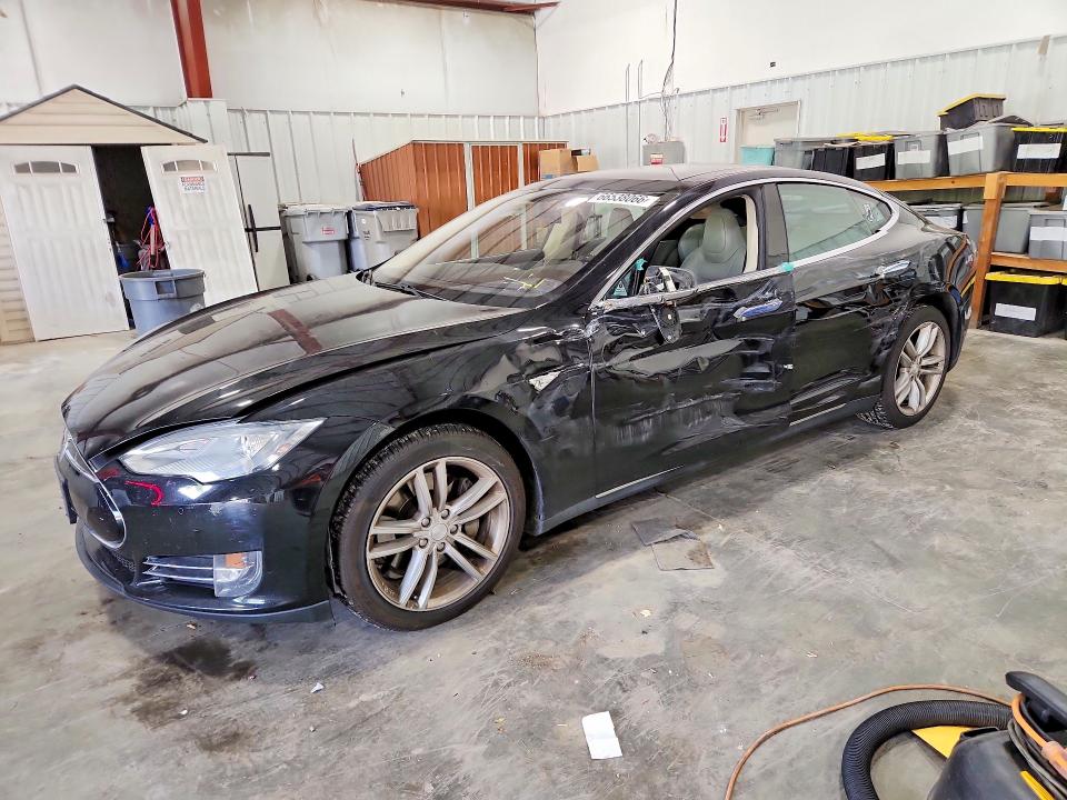 Продажа на аукционе авто 2014 Tesla Model S, vin: 5YJSA1H18EFP49436, номер лота: 66538066