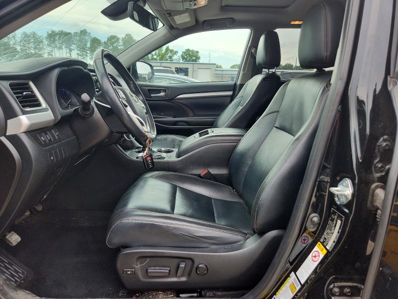 63590206 :رقم المزاد ، 5TDKZRFH1KS561811 vin ، 2019 Toyota Highlander مزاد بيع