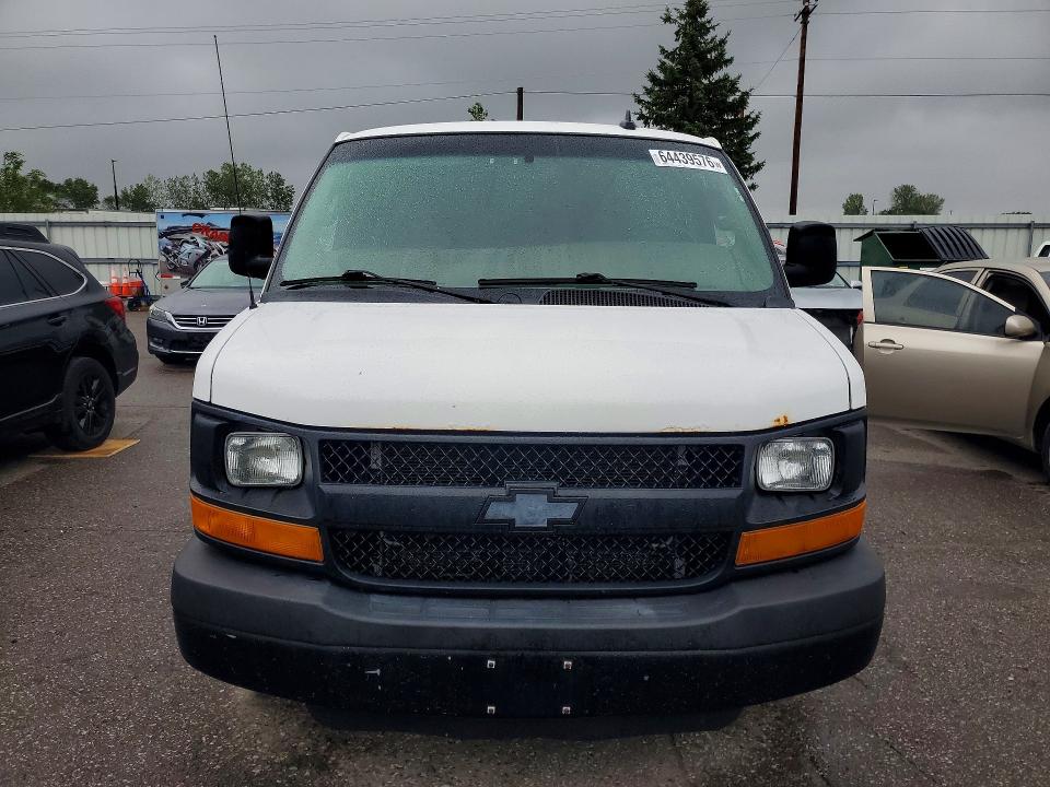 64439576 :رقم المزاد ، 1GCWGAFF5G1220049 vin ، 2016 Chevrolet Express G2500 مزاد بيع