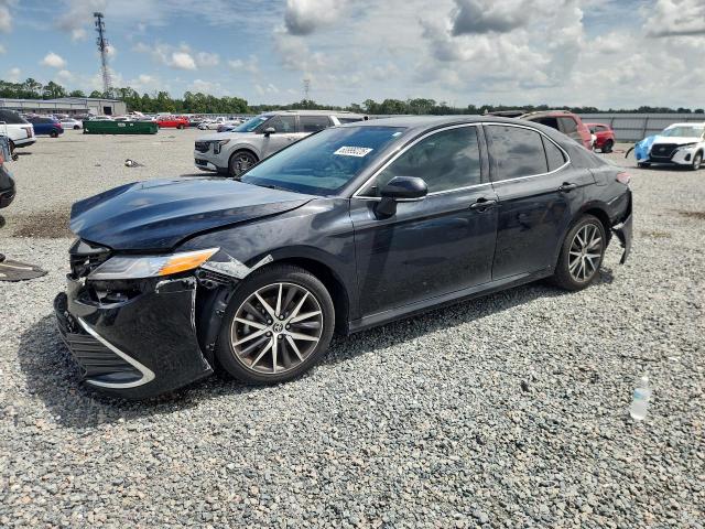 63999226 :رقم المزاد ، 4T1F31AKXNU589769 vin ، 2022 Toyota Camry مزاد بيع