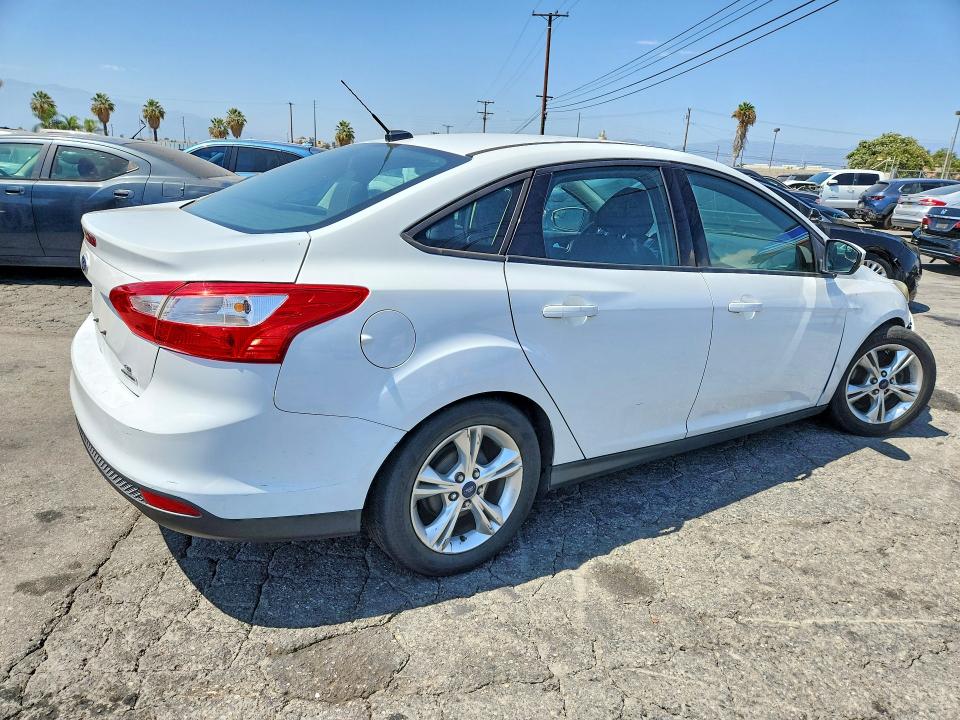 Продажа на аукционе авто 2014 Ford Focus, vin: 1FADP3F23EL299230, номер лота: 63856676