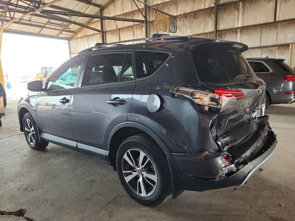 64781646 :رقم المزاد ، 2T3RFREV3JW719979 vin ، 2018 Toyota Rav4 مزاد بيع