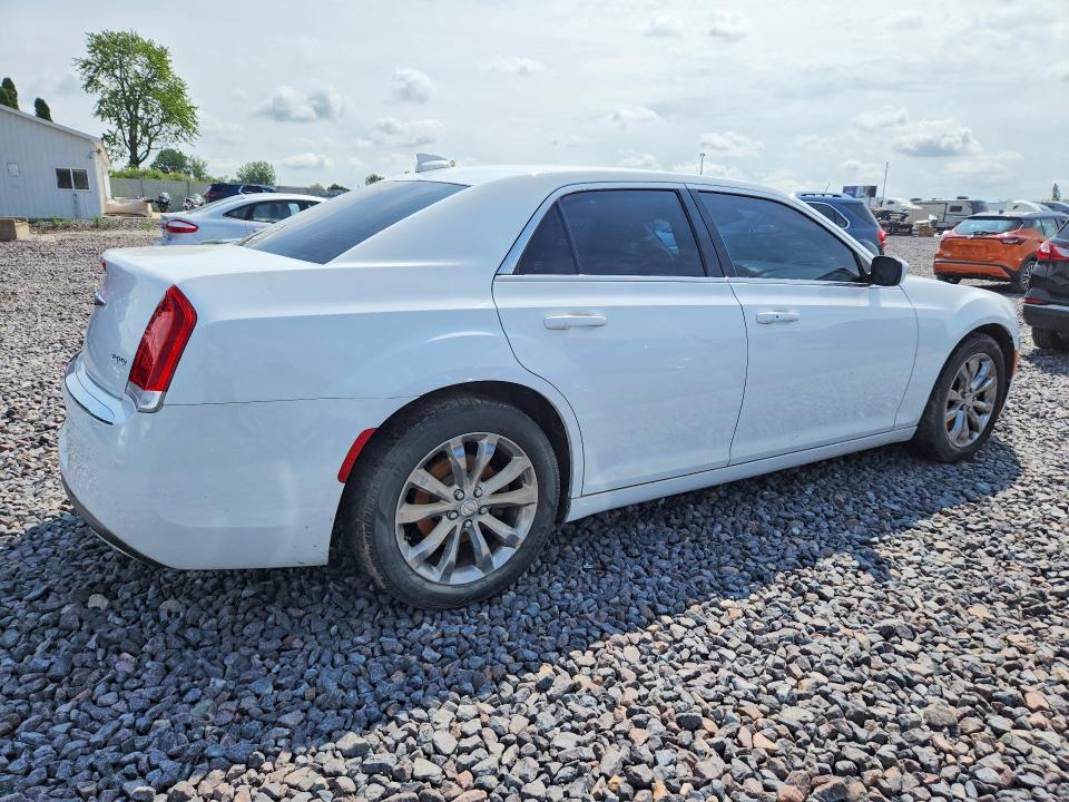 65054876 :رقم المزاد ، 2C3CCARGXFH736642 vin ، 2015 Chrysler 300 مزاد بيع