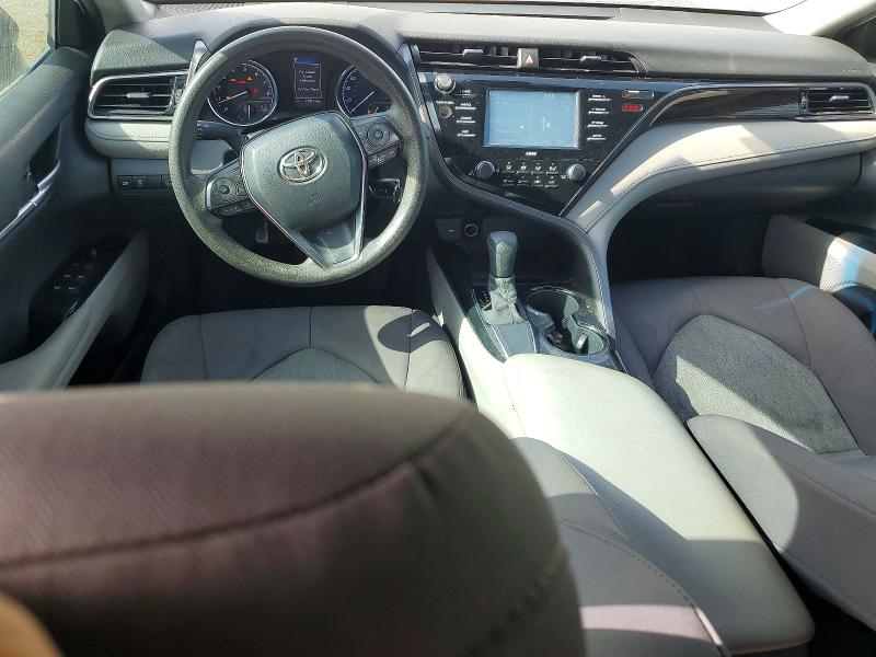67269726 :رقم المزاد ، 4T1C11AK0LU925838 vin ، 2020 Toyota Camry مزاد بيع