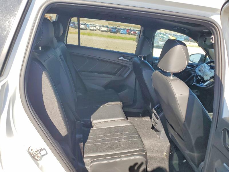 66059456 :رقم المزاد ، 3VV8B7AX6NM066799 vin ، 2022 Volkswagen Tiguan مزاد بيع
