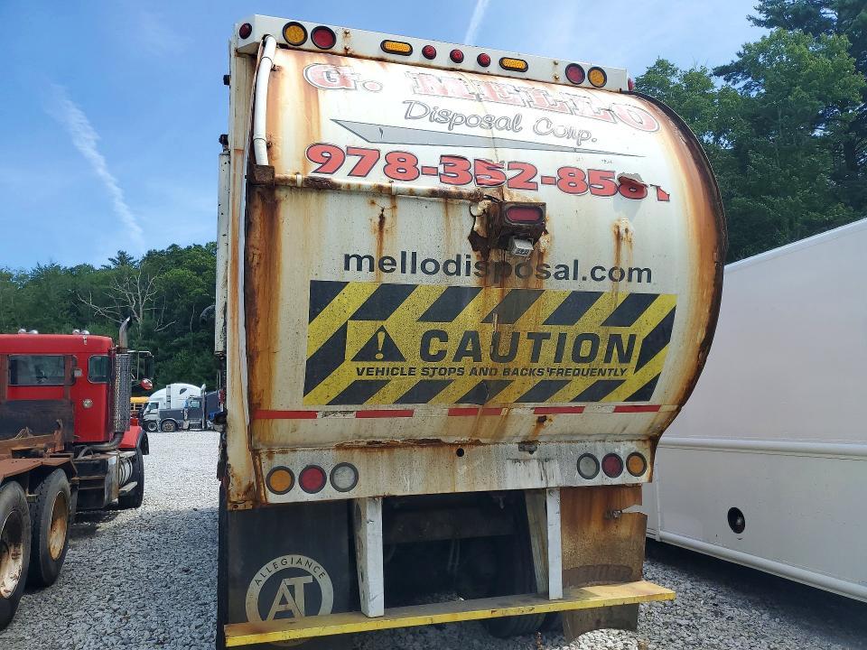 62136026 :رقم المزاد ، 1M2AV04C3FM012618 vin ، 2015 Mack 600 مزاد بيع