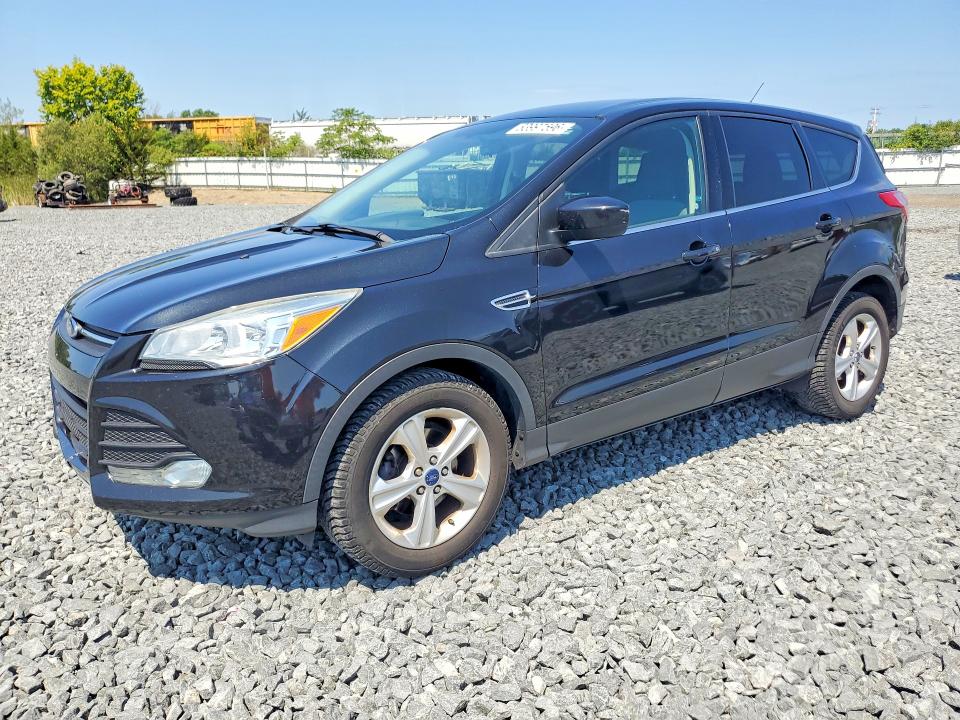63997596 :رقم المزاد ، 1FMCU0GX0FUC59735 vin ، 2015 Ford Escape مزاد بيع