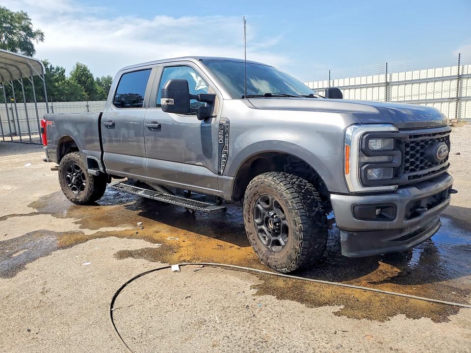 66107566 :رقم المزاد ، 1FT8W2BA1PEC08792 vin ، 2023 Ford F250 مزاد بيع