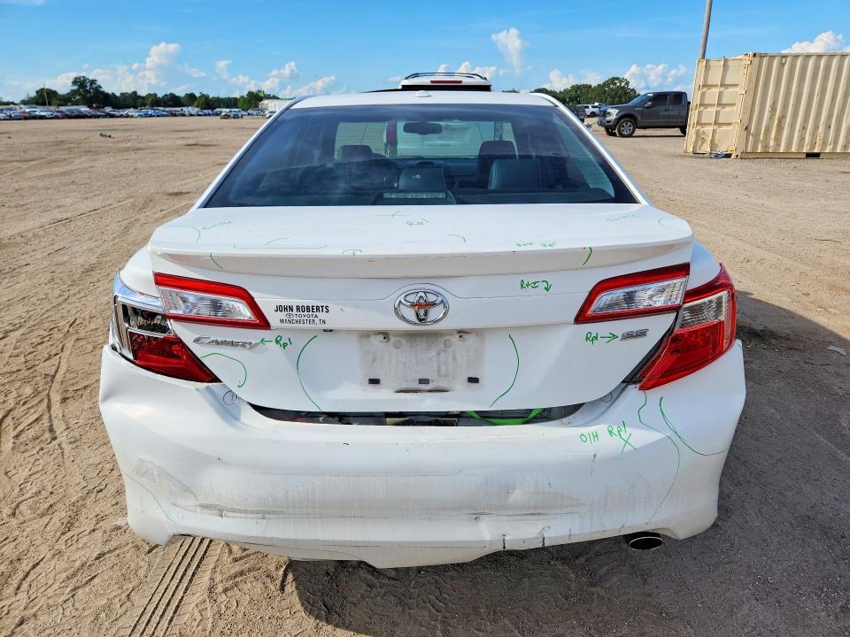 63787136 :رقم المزاد ، 4T1BF1FK2CU568779 vin ، 2012 Toyota Camry مزاد بيع