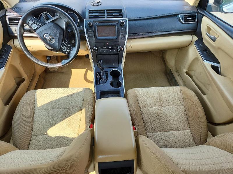 64493176 :رقم المزاد ، 4T1BF1FK4HU272640 vin ، 2017 Toyota Camry مزاد بيع