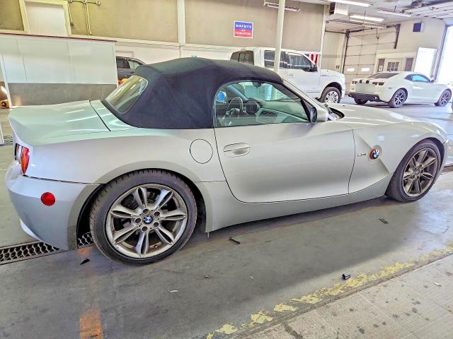 2003 Bmw Z4 მანქანა იყიდება აუქციონზე, vin: 4USBT53403LU01105, აუქციონის ნომერი: 64108216