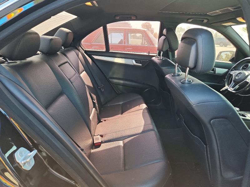 2013 Mercedes-benz C მანქანა იყიდება აუქციონზე, vin: WDDGF4HB3DR257896, აუქციონის ნომერი: 63434216