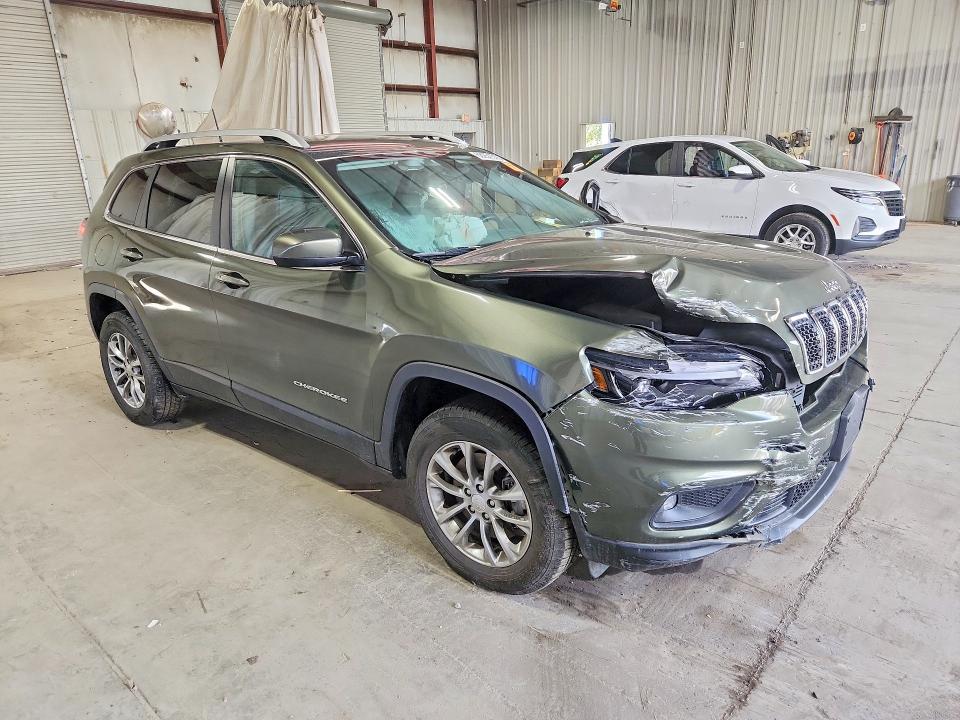 66251316 :رقم المزاد ، 1C4PJMLB3KD195698 vin ، 2019 Jeep Cherokee مزاد بيع