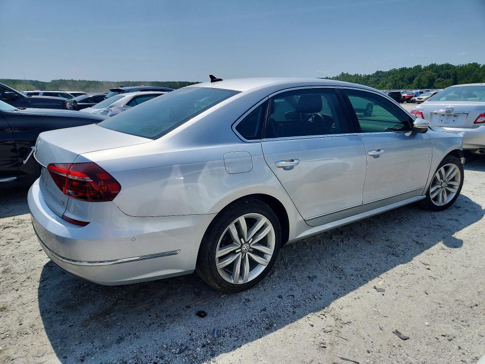 Продажа на аукционе авто 2017 Volkswagen Passat, vin: 1VWCT7A35HC025375, номер лота: 64938376