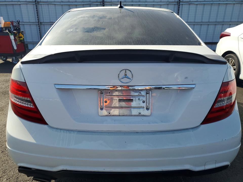 Aukcja sprzedaży 2012 Mercedes-benz C, vin: WDDGF4HB2CR232342, numer aukcji: 64085446
