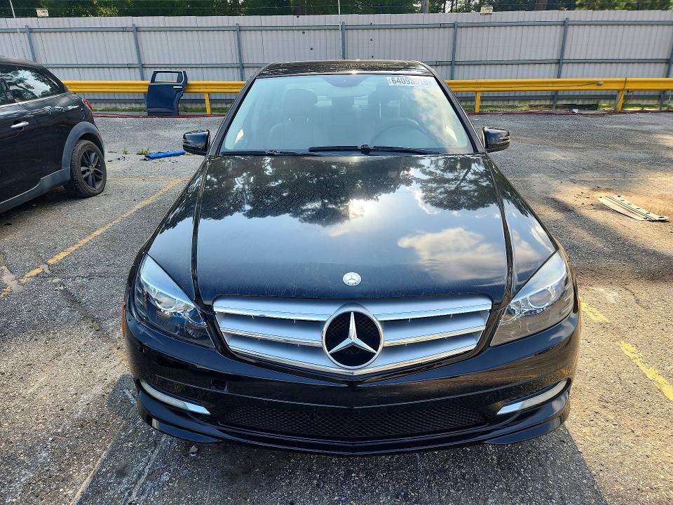 Продаж на аукціоні авто 2011 Mercedes-benz C, vin: WDDGF8BB2BR156152, номер лоту: 64093516
