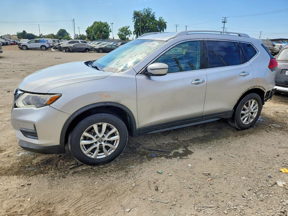 Продаж на аукціоні авто 2017 Nissan Rogue, vin: KNMAT2MT6HP537888, номер лоту: 63925266