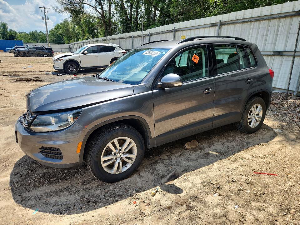 63670356 :رقم المزاد ، WVGBV7AX3GW563142 vin ، 2016 Volkswagen Tiguan مزاد بيع