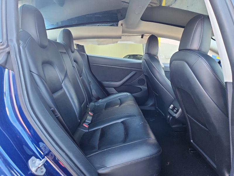 2022 Tesla Model 3 მანქანა იყიდება აუქციონზე, vin: 5YJ3E1EA3NF370793, აუქციონის ნომერი: 63899696