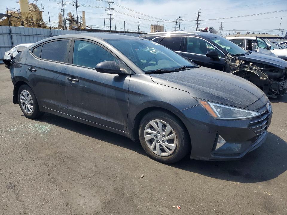 64817516 :رقم المزاد ، 5NPD74LF5LH555716 vin ، 2020 Hyundai Elantra مزاد بيع