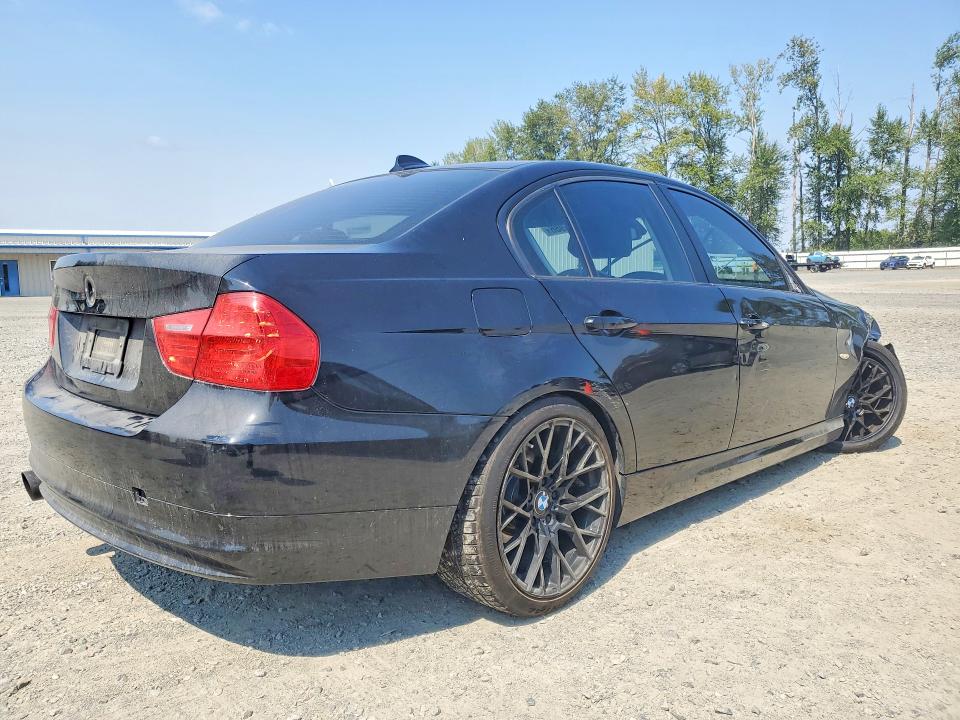 65215986 :رقم المزاد ، WBAPH5C57BF093446 vin ، 2011 Bmw 328 مزاد بيع