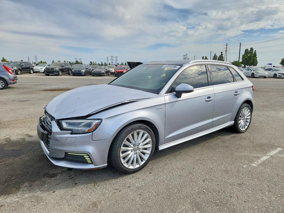 66959396 :رقم المزاد ، WAUTPBFF6HA037962 vin ، 2017 Audi A3 مزاد بيع
